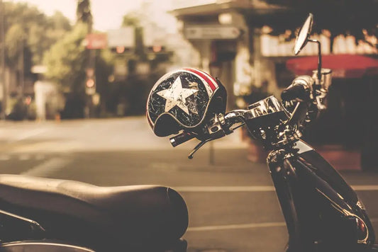Quel est le casque arai sz-r vas et pourquoi est-il populaire ?