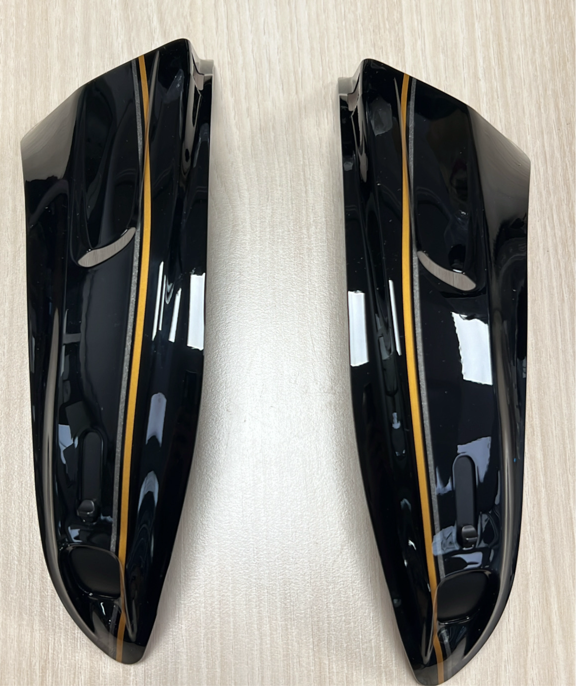 Paires de spoiler Arai szr vas & ram x déco noir brillant liseré or